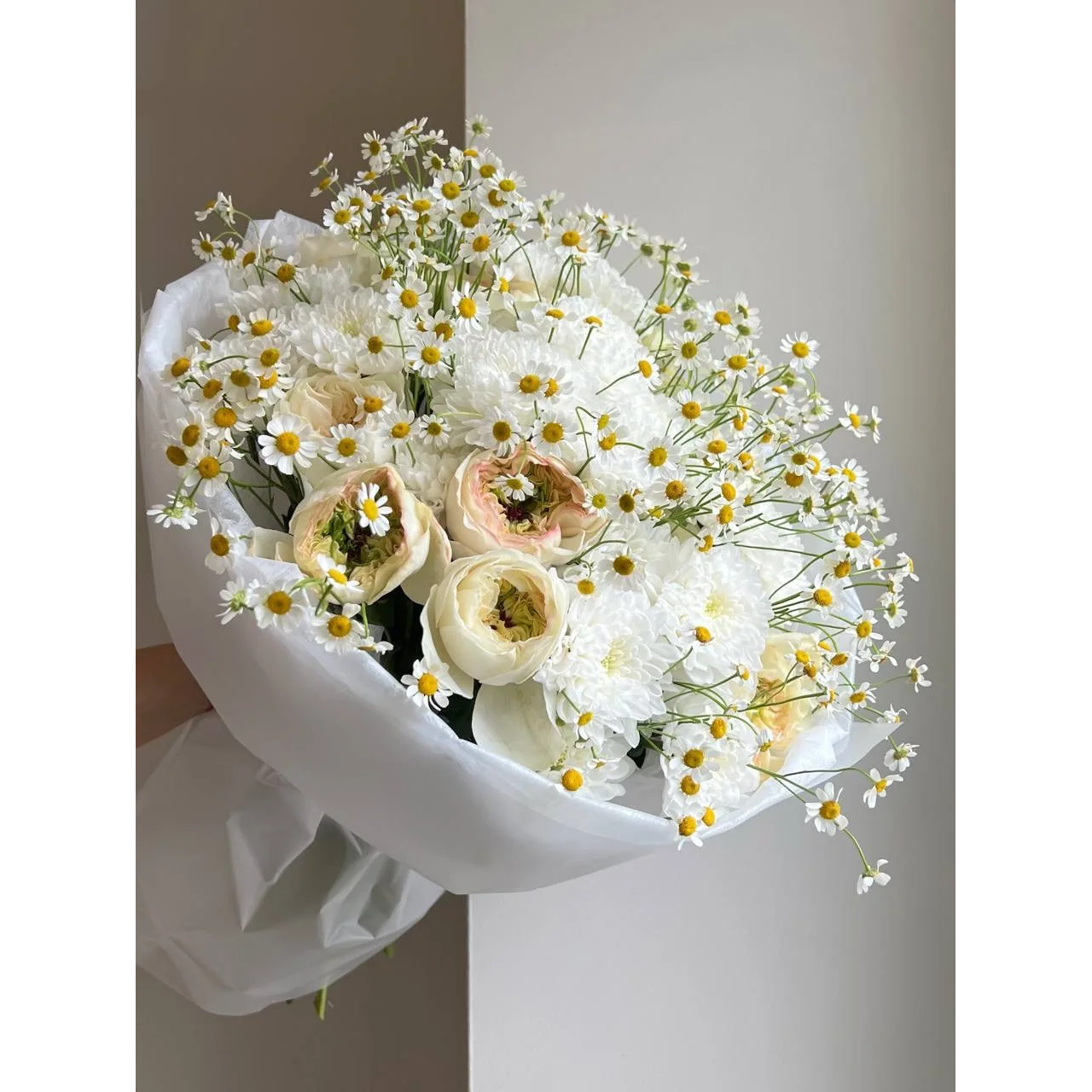 Букет L5108 из роз и хризантем